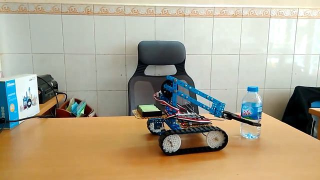 Hướng dẫn trải nghiệm Robot Ultimate 2 0 Makeblock. смотреть онлайн