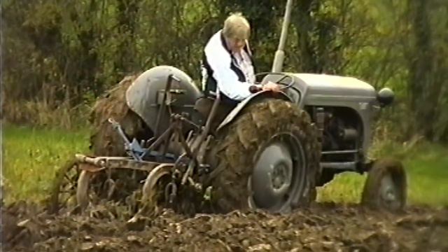 Thomas McBride Jnr - My Father Was Big Tom - смотреть видео онлайн от ...