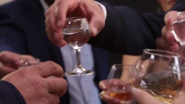 Свадебный видеооператор в Сочи +7-918-302-96-65 смотреть онлайн