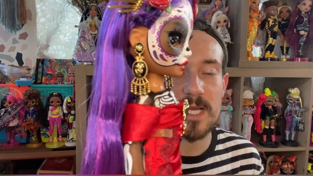 Rainbow High Dia De Los Muertos Maria Garcia Doll Review / 🌹💀🌹 смотреть онлайн