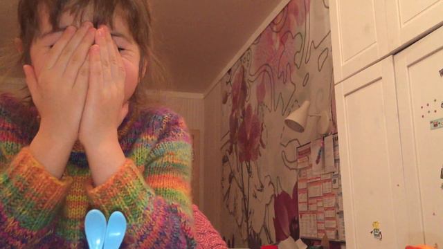 miss "Anime" отдает бесплатно игрушки подписчикам! смотреть онлайн