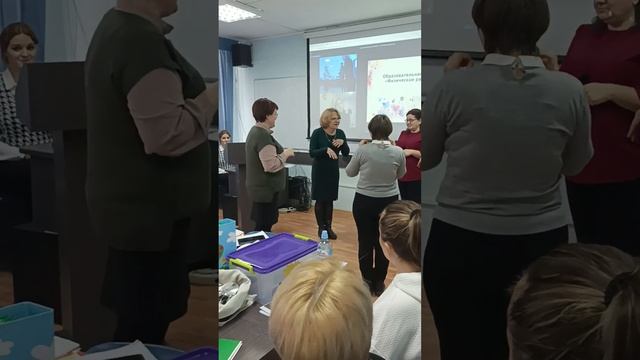 фрагмент защиты портфолио. Гибридное образование: очное и дистанционное, онлайн и оффлайн смотреть онлайн