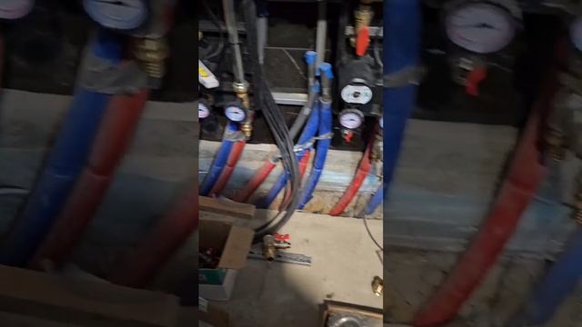 Монтаж котельной для частного дома стартовал. Котлы #navien по 100 кВт каждый , электрокотёл #baxi