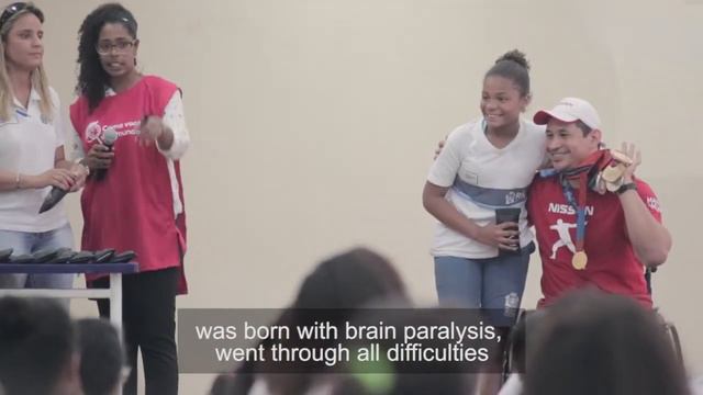 Episode 01 – How Thalicia Bonato, the swimmer, sees the world смотреть онлайн