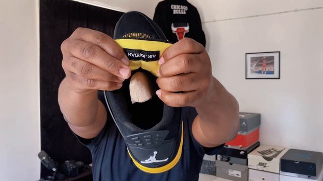 EARLY LOOK!! AIR JORDAN 4 THUNDER. QUALITY IS AMAZING смотреть онлайн