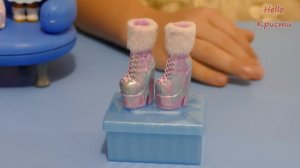 LOL OMG Winter Disco SNOWLICIOUS & her sister! Кукла Сноулишес и ее младшая сестренка в одном набор