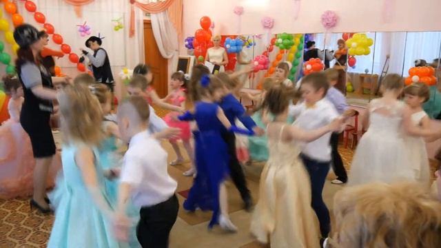 Детский сад 105 19 05 2017 ч1 Видеосъёмка 89200214924