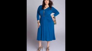 Полные дамы в синих платьях