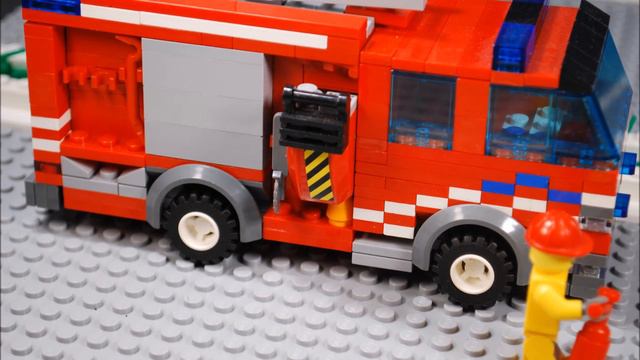 LEGO Highway Crash смотреть онлайн