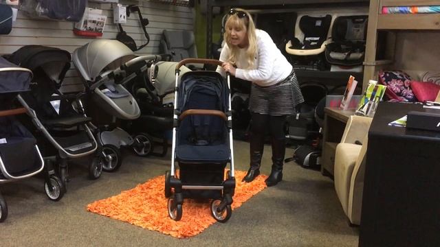 Mutsy Nexo Lightweight Stroller Demo смотреть онлайн