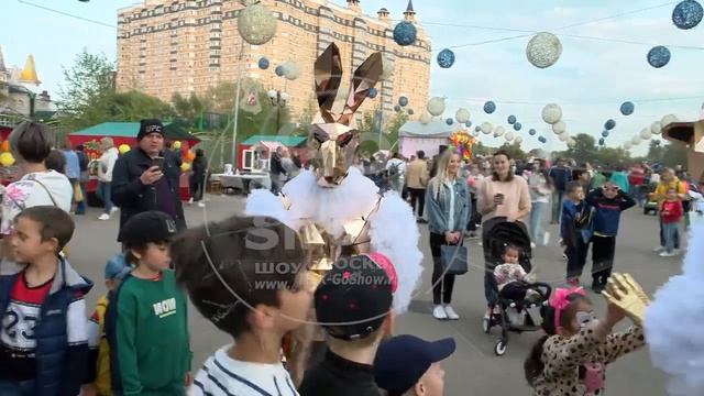 Зеркальные персонажи на детский праздник в Москве — заказать по телефону 8(977)777-28-84