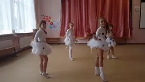 Мы кароче танцевали лали поп.