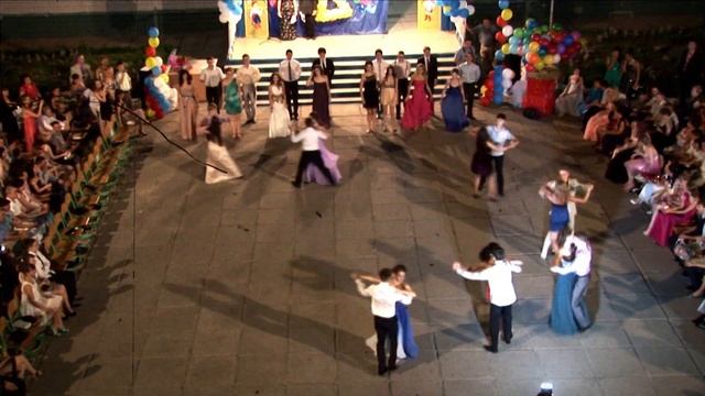Видеосъемка выпускного вечера. Прощальная песня. смотреть онлайн