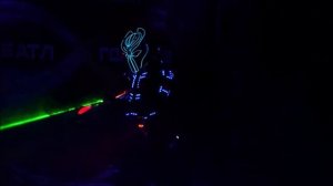 световое шоу хищник с лазерами Москва