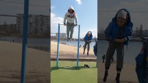 Подъем с переворотом на перекладине 95 кг - 10 раз.)