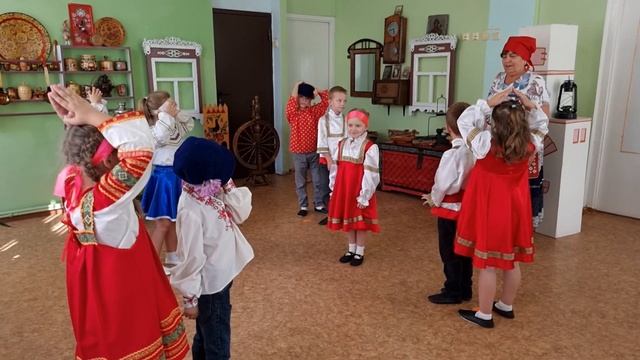 Русская народная игра ,,Растяпа,,. Детский сад. смотреть онлайн