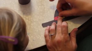 Thanksgiving Craft: Make Pilgrims and Native Americans