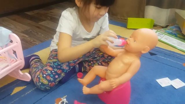 Распаковываем куклу Пупсика\ Lovely toy doll pupsik смотреть онлайн