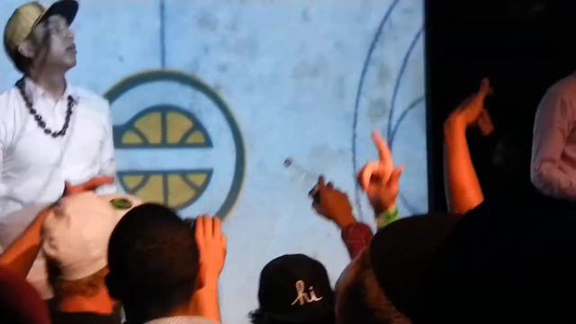 Blue Scholars Kickstarter Party, 6.15.11 - Slick Watts and George Jackson смотреть онлайн