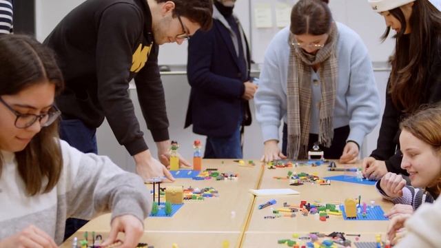 Lego im Seminar? Die Workshop-Methode LEGO® Serious Play® vorgestellt смотреть онлайн