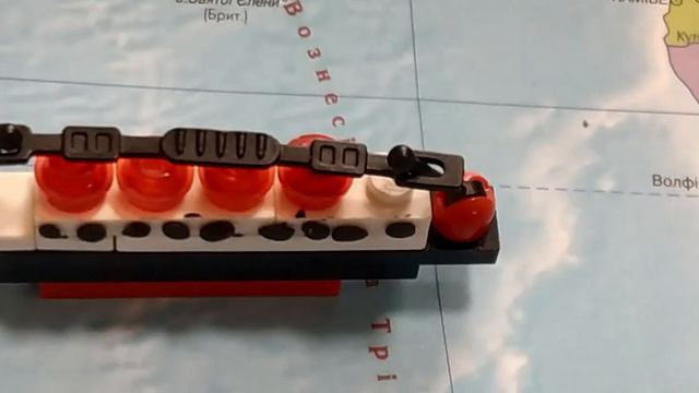 LEGO Титаник.
