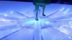 LEMUR.TOYS: Поющая кукла Эльза с микрофоном "Холодное сердце"