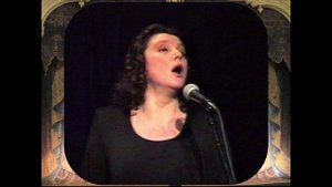 Песню "С большою нежностью" исполняет Валентина Игнатьева