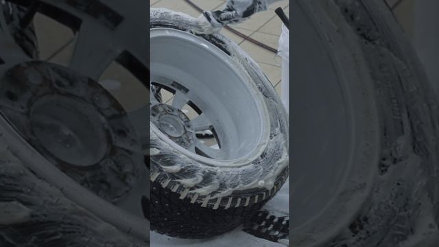 КАК УБРАТЬ КЛЕЙ ОТ ГРУЗИКОВ?       #automobile #foamheroes #мойка #diy  #detailing #уходзаавто