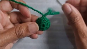 Как связать цветок циннии крючком