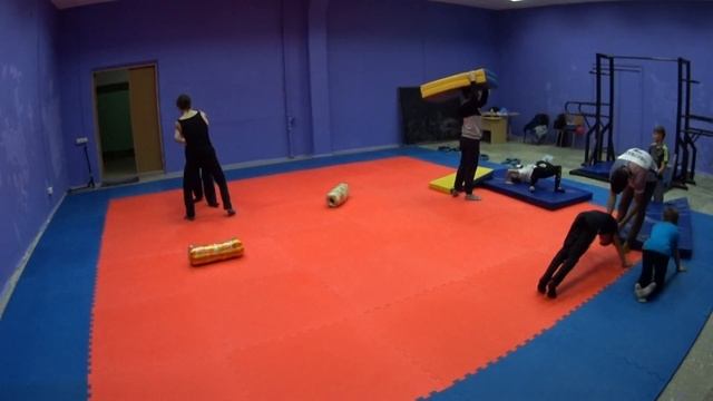 НаРодная ГимнАсТиКа 14-3 в Клубе Воздушно-Силовой Атлетики. СКК "Вместе"