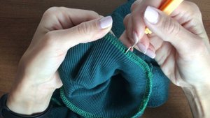 Как распороть оверлочный шов. Самый быстрый и чистый способ