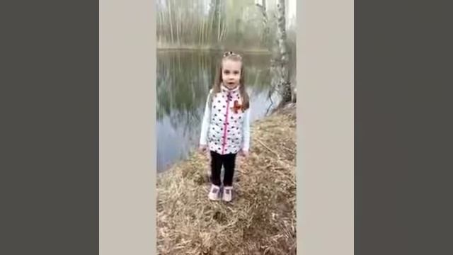 №65 Воспитанники подготовительной к школе группы 6-7 лет. Песня "Катюша"