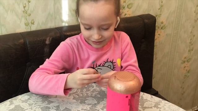 Распаковка LOL UNDER WRAPS смотреть онлайн