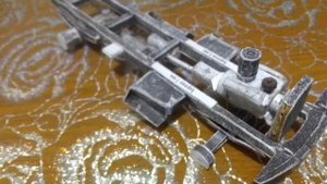 начало сборки модели ЗИЛ-130 из бумаги