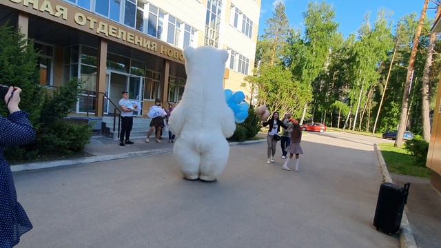 Мишка Тишка на выписке! смотреть онлайн