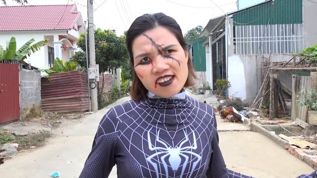 Team She Hulk and SuperHeros Become Zombies - Funny Green смотреть онлайн