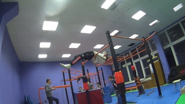 Воздушно-Силовые Элементы на Турнике 1-24 и Акробатические Связки на ПереКладине 2022. СКК "Вместе"