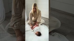 Newborn HACK- quick easy diaper change!