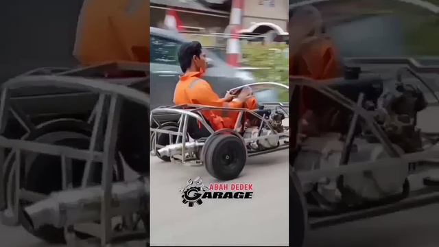 Бюджетный минимобиль для езды на работу на дальние расстояния.