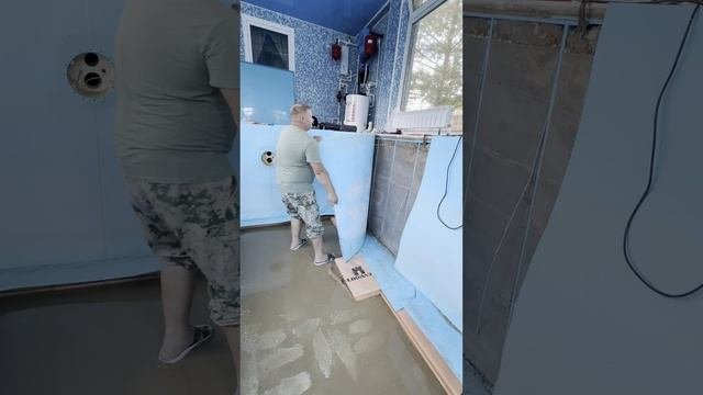 Бассейн из полипропилена потек Что делать?