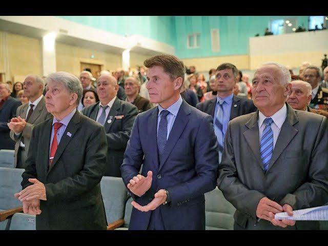 Кожемяко с рабочей поездкой в Арсеньеве (9 октября 2018) смотреть онлайн