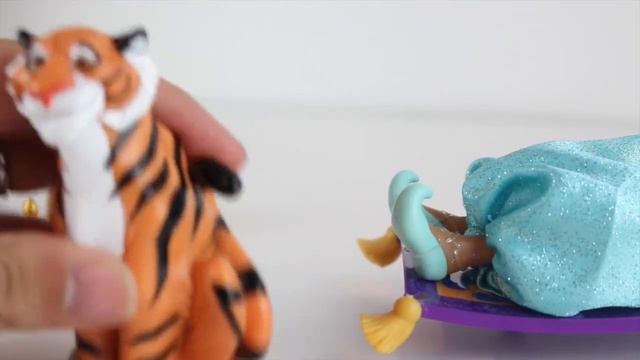 Disney Store : Deluxe Singing Jasmine : Doll Review смотреть онлайн