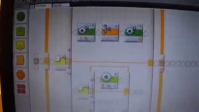 Lego Mindstorms NXT Sensors Program with football toy смотреть онлайн