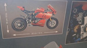 LEGO Technic Ducati Panigale V4 R - Original Retail Box - Back Side