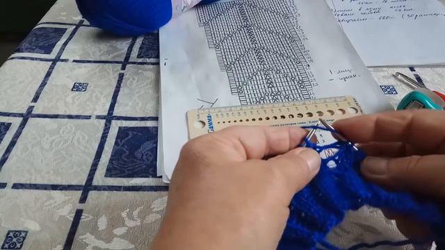 Ажурная круглая кокетка для туники спицами.  Часть вторая .