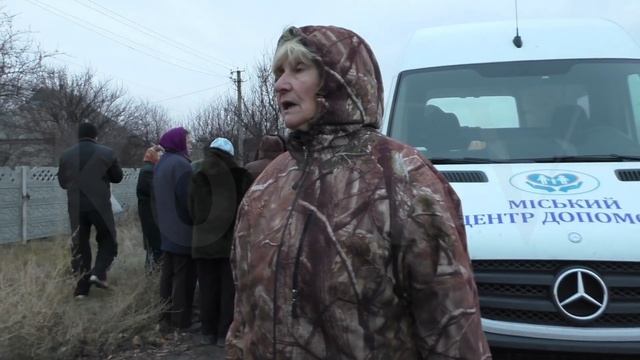 Вопрос Правительству Украины от жительницы села Первомайское: Когда перекроют российские каналы? смотреть онлайн