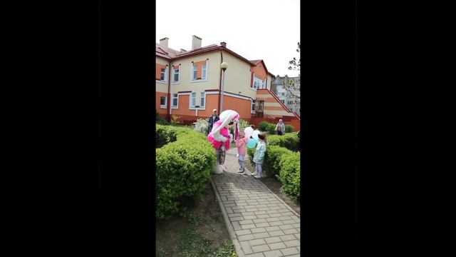 зайка поздравляйка в Гомеле #поздравления #подпишись #поставьлайк #выпискаизроддома #гомель #юбилей смотреть онлайн