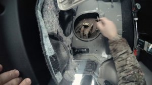 Замена фильтров в баке на Pajero Sport II.