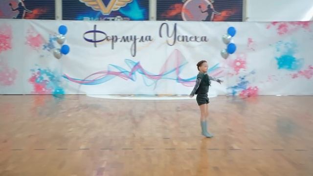 Ващенко Александра 7 лет Коллектив Эксклюзив г.Ставрополь «Серая Шейка»