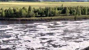 Летний сброс воды на Юмагузинской ГЭС